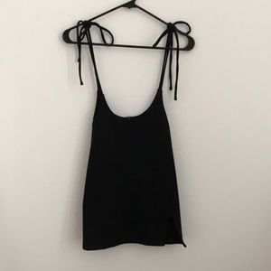 Black skirt with shoulder ties